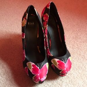 ELLE flower printed wedge heels